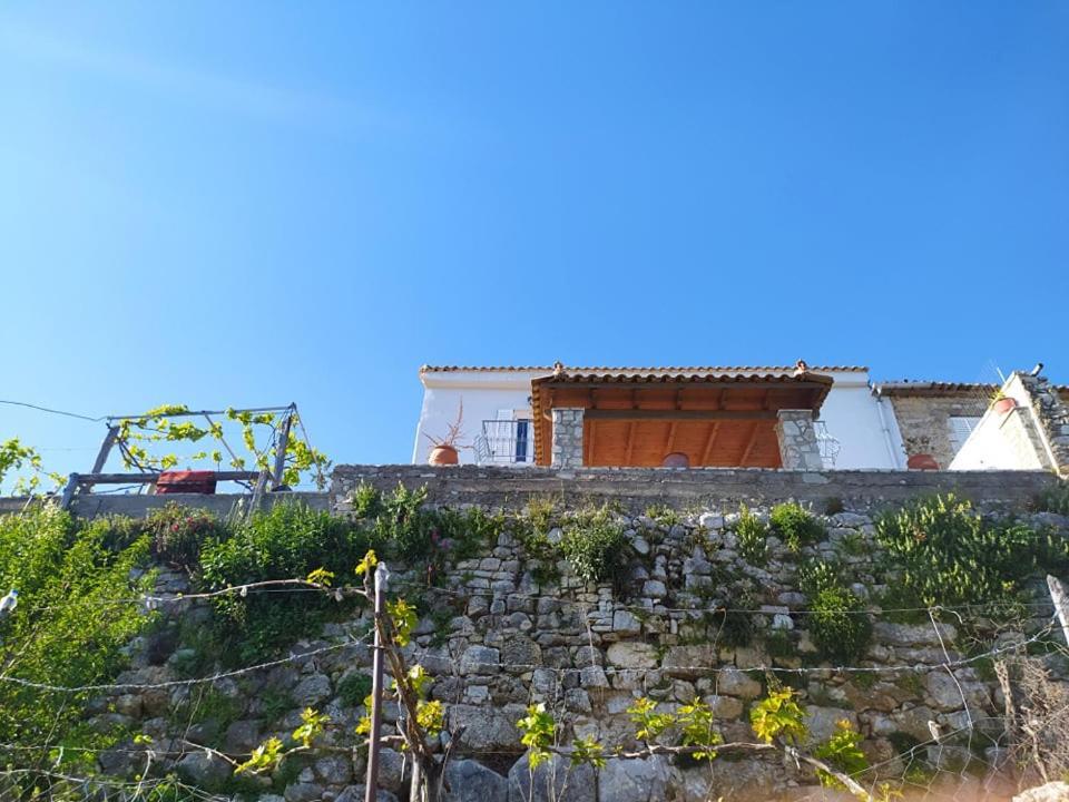 Castle Of Himara Apartment ภายนอก รูปภาพ