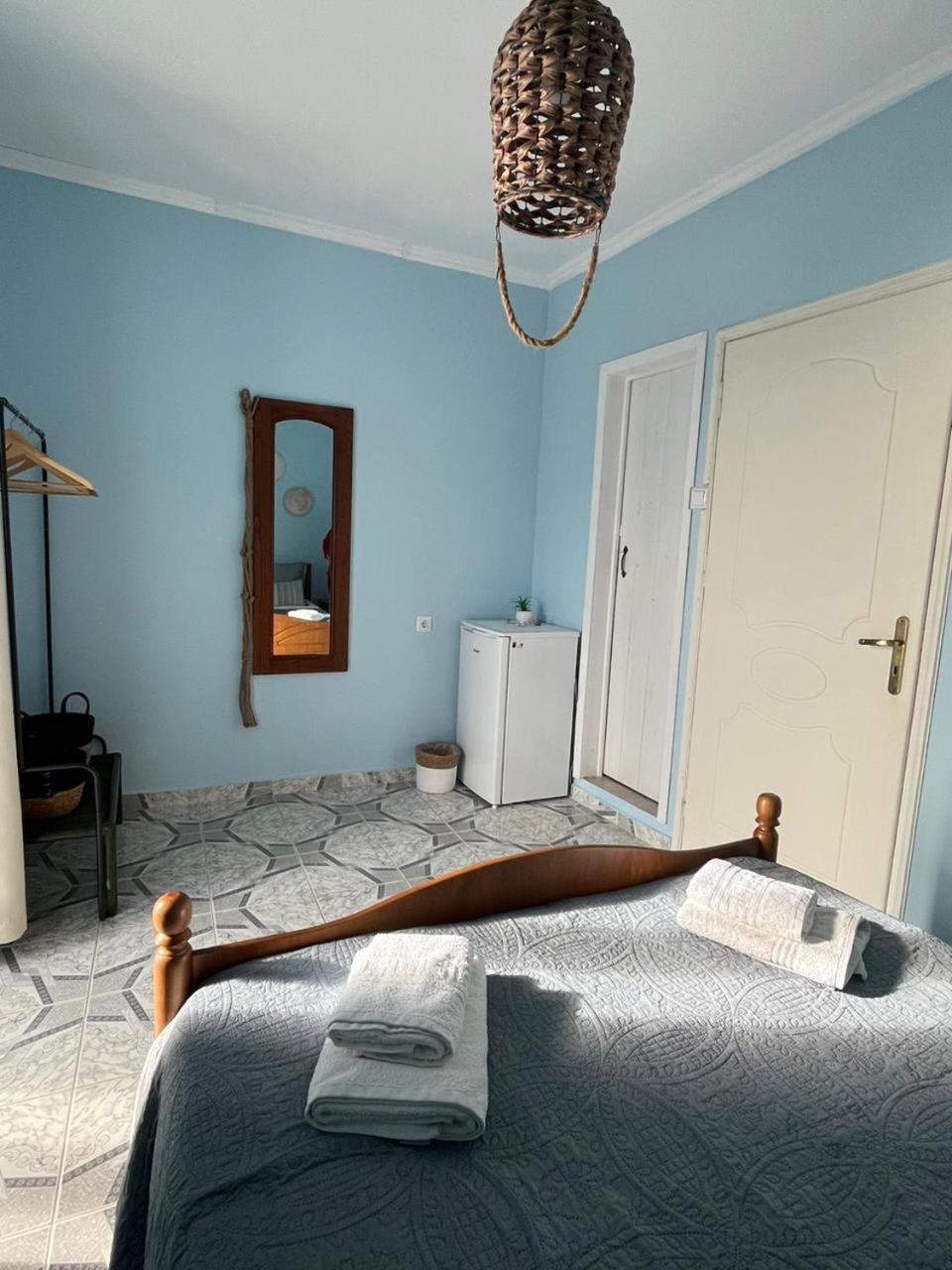 Castle Of Himara Apartment ภายนอก รูปภาพ