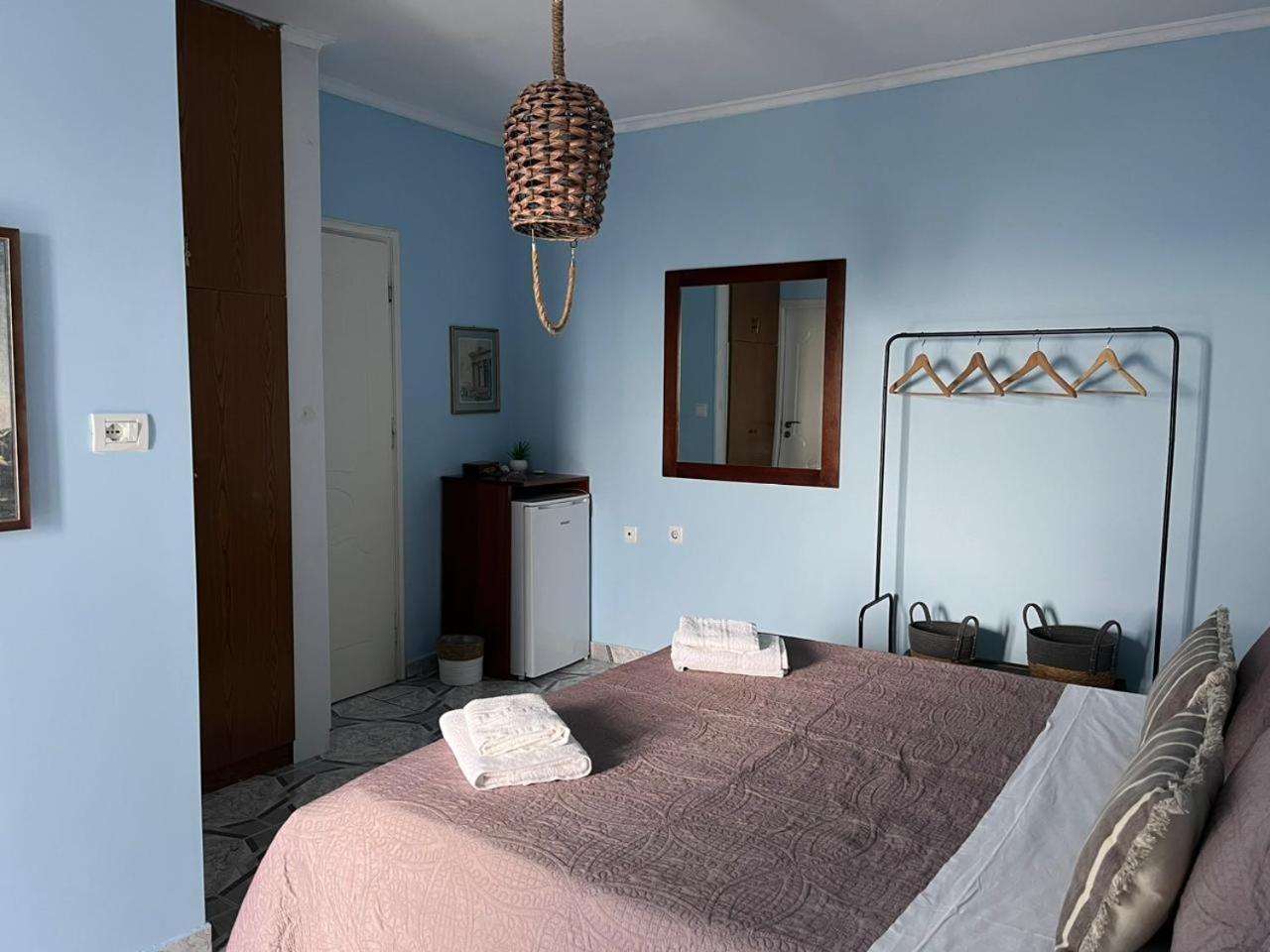 Castle Of Himara Apartment ภายนอก รูปภาพ